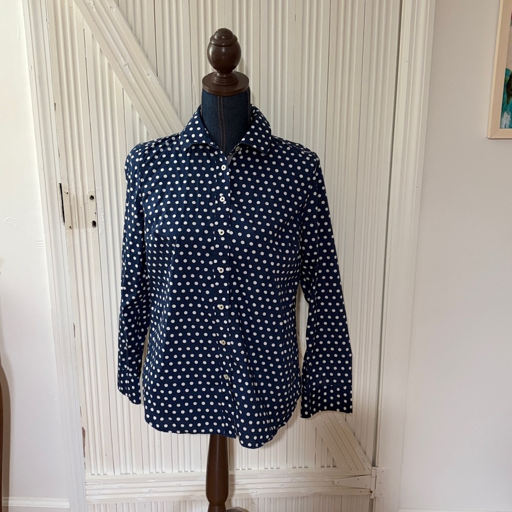 Talbots polka dot button down shirt size small